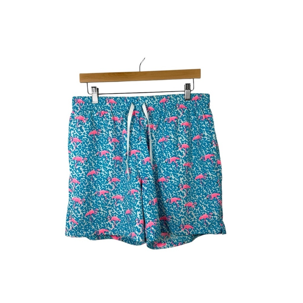 Chubbies Men’s Domingos Are For Flamingos 5.5’’ Swim Trunks Blue/Pink XL